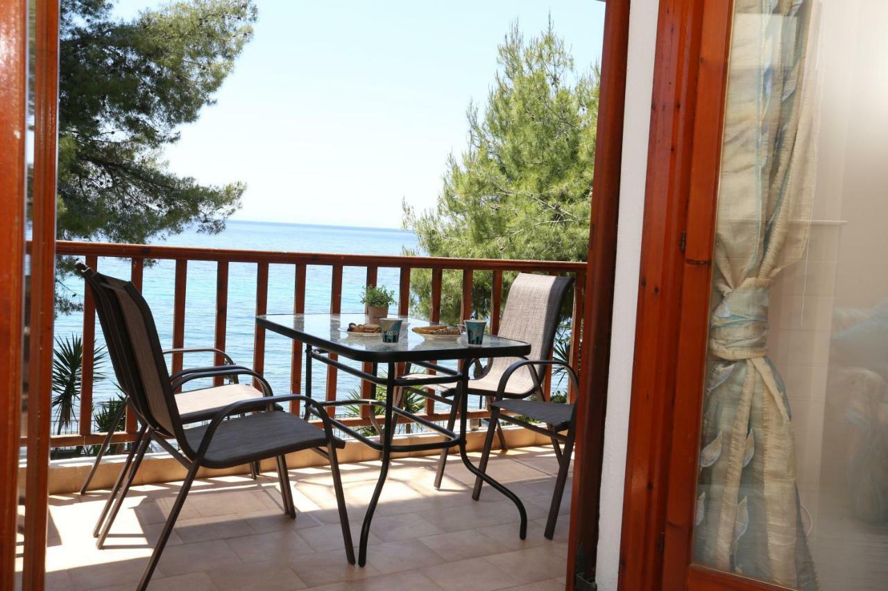 Kyana Big Blue Apartments Agia Paraskevi  Exterior photo